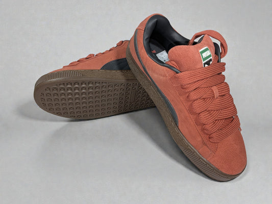 Puma Suede XL noir vue de profil