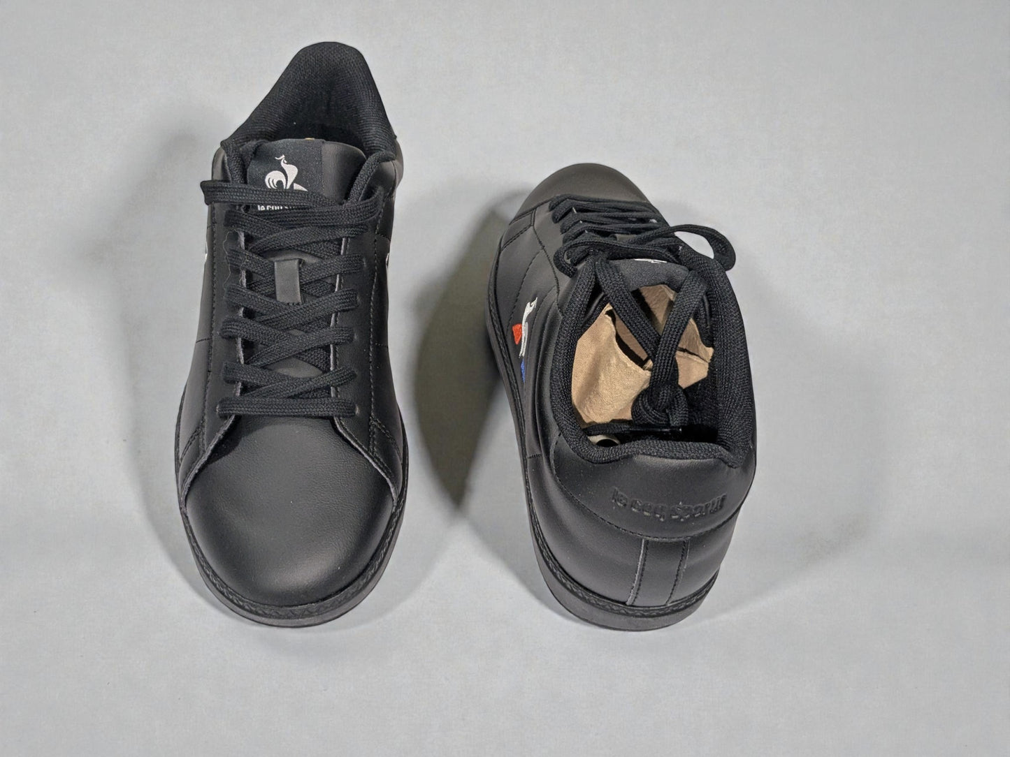 Le Coq Sportif Courtset noir détail logo
