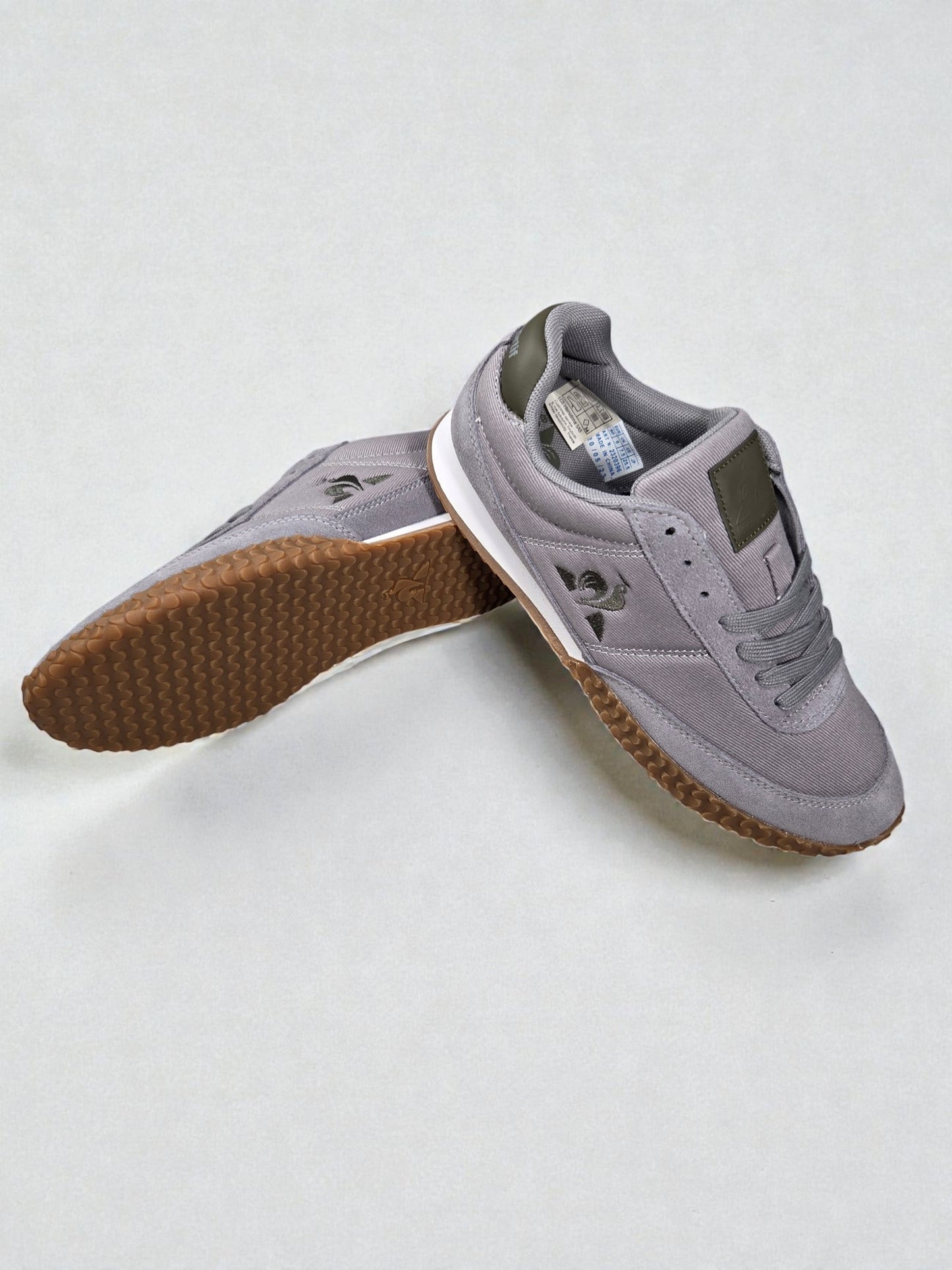 Le Coq Sportif Veloce 2 TWILL grise gris vue de profil