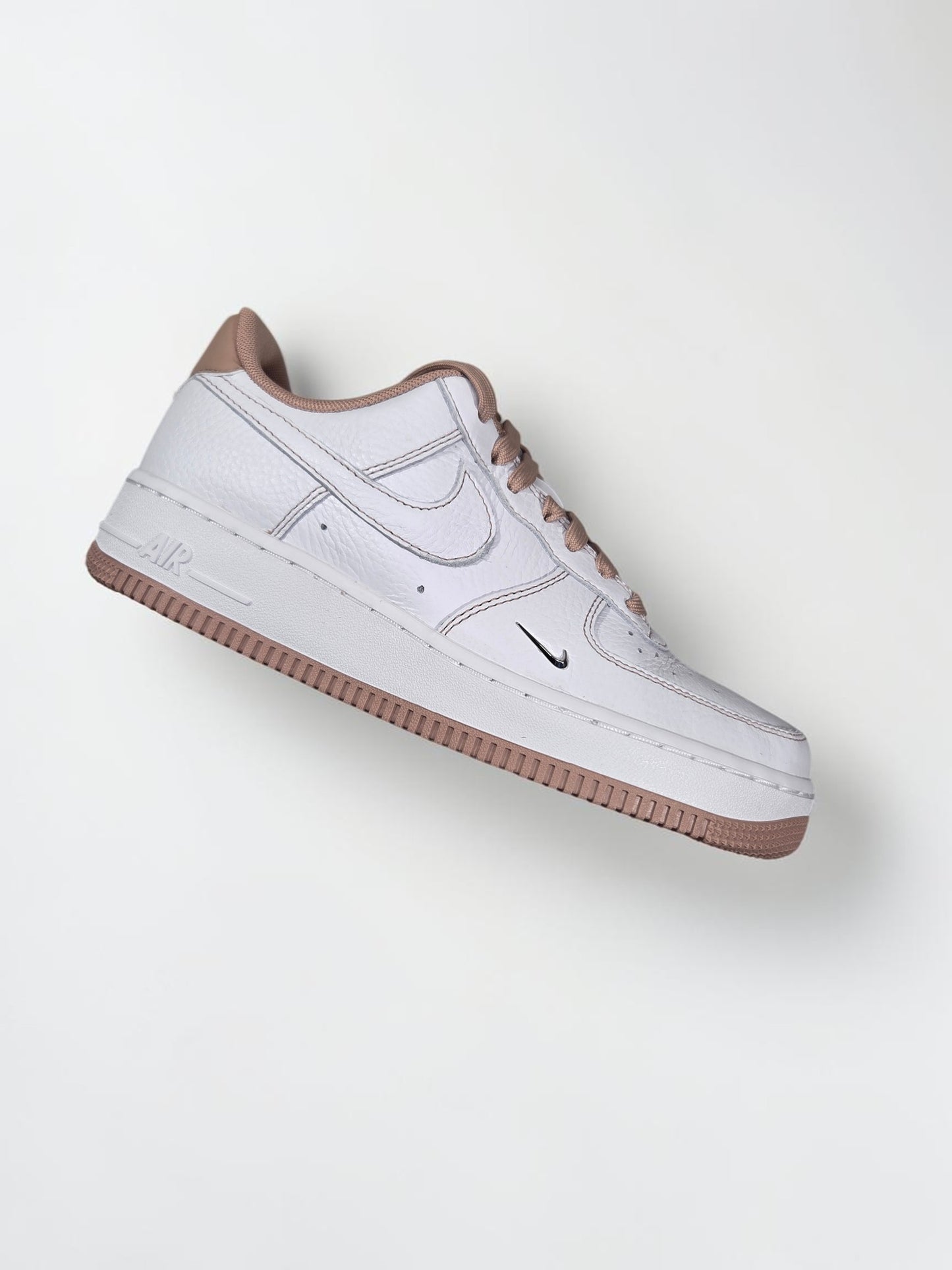 Nike Air Force 1 '07 Mini Jewel blanc vue trois quarts