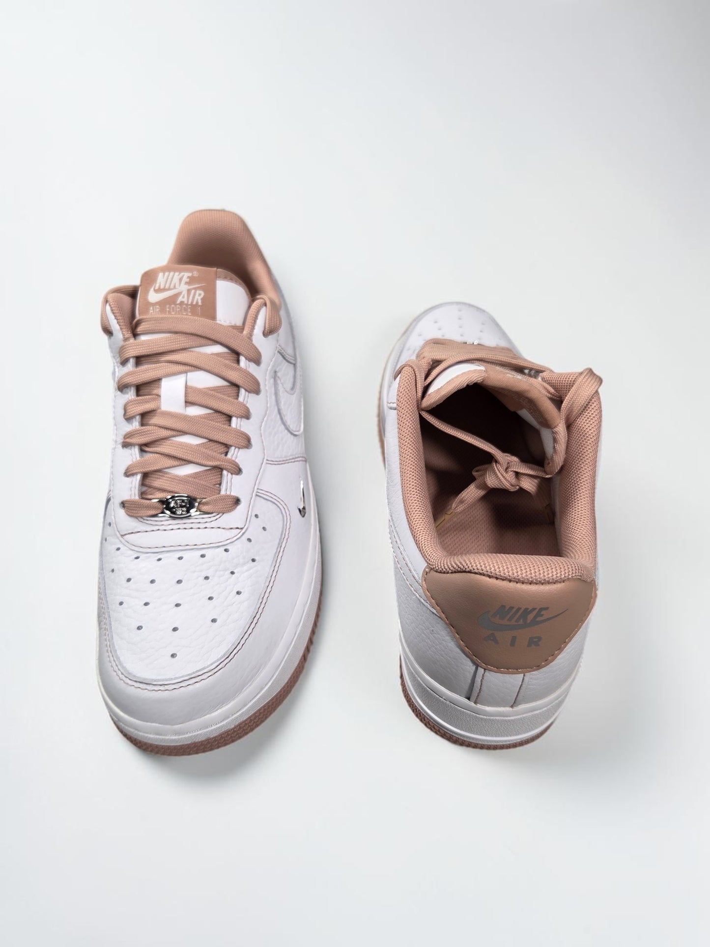 Nike Air Force 1 '07 Mini Jewel blanc détail logo