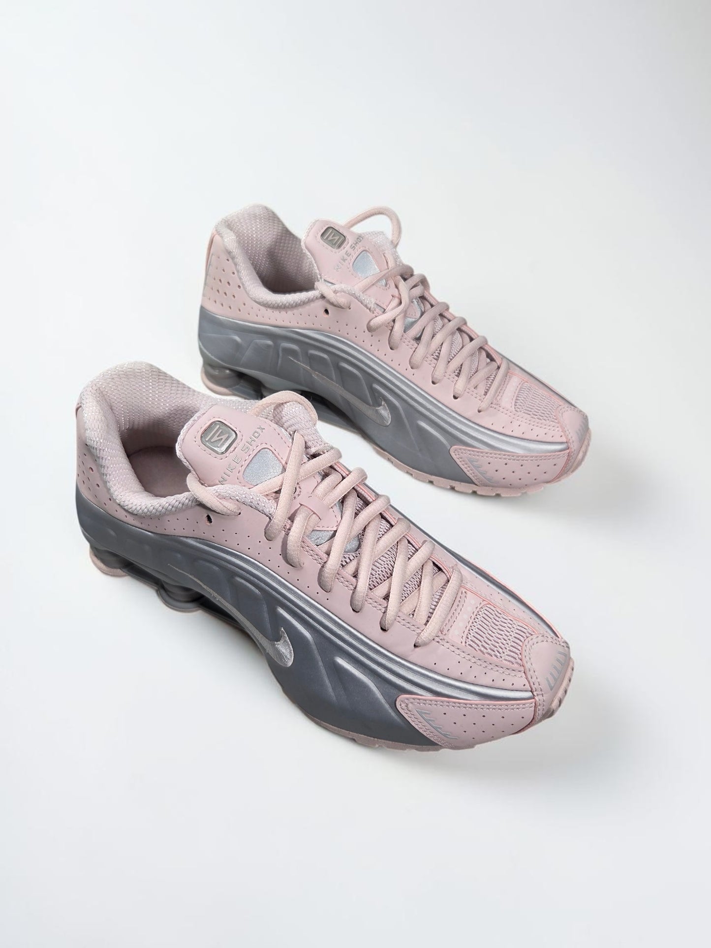 Nike Shox R4 Barely Rose rose vue de dessus