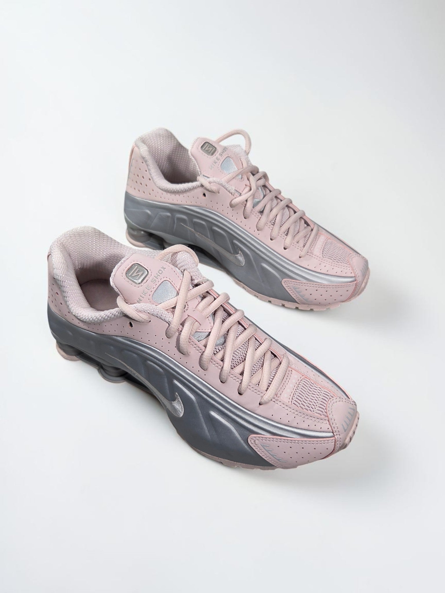 Nike Shox R4 Barely Rose rose vue de dessus