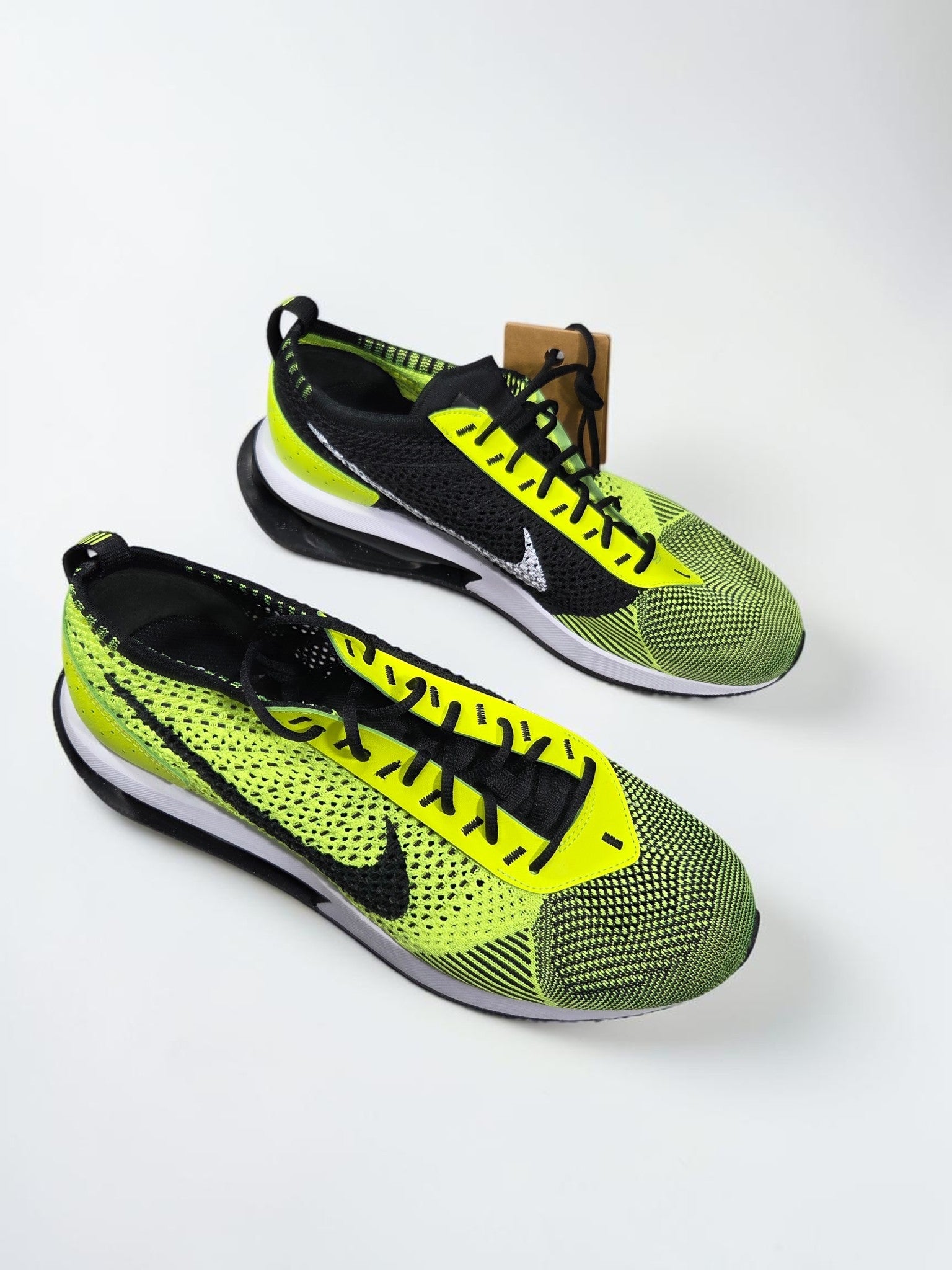 Nike Air Max Flyknit Racer jaune/noir - vue 3
