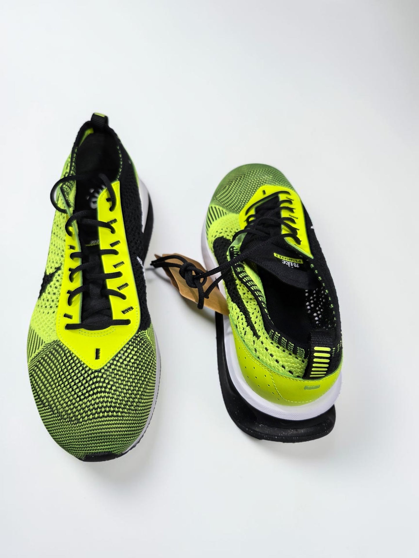 Nike Air Max Flyknit Racer jaune/noir - vue 4