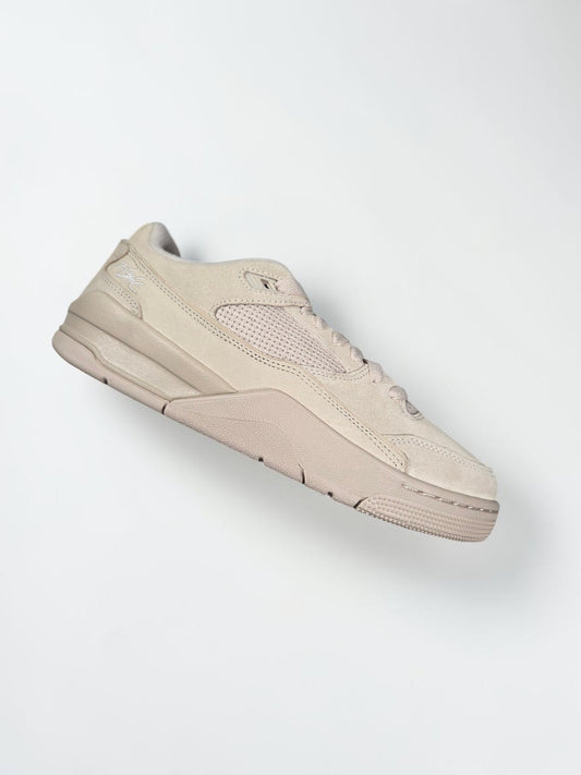 Jordan Flight Court beige beige vue trois quarts
