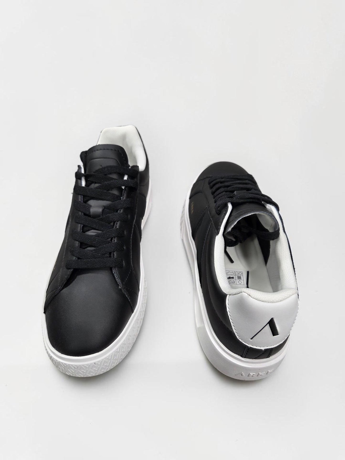 ARKK Copenhagen Essence black noir vue de dessus