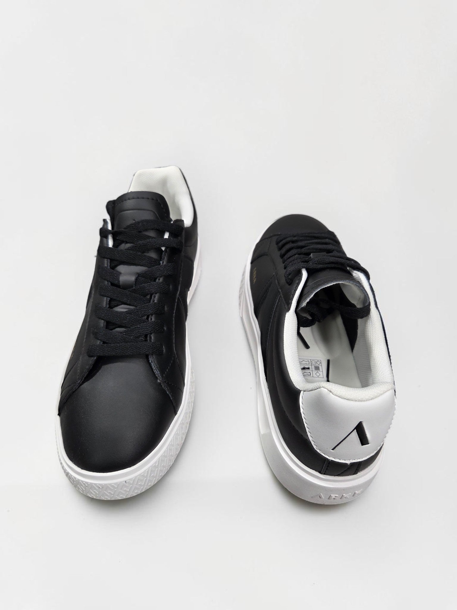 ARKK Copenhagen Essence black noir vue de dessus