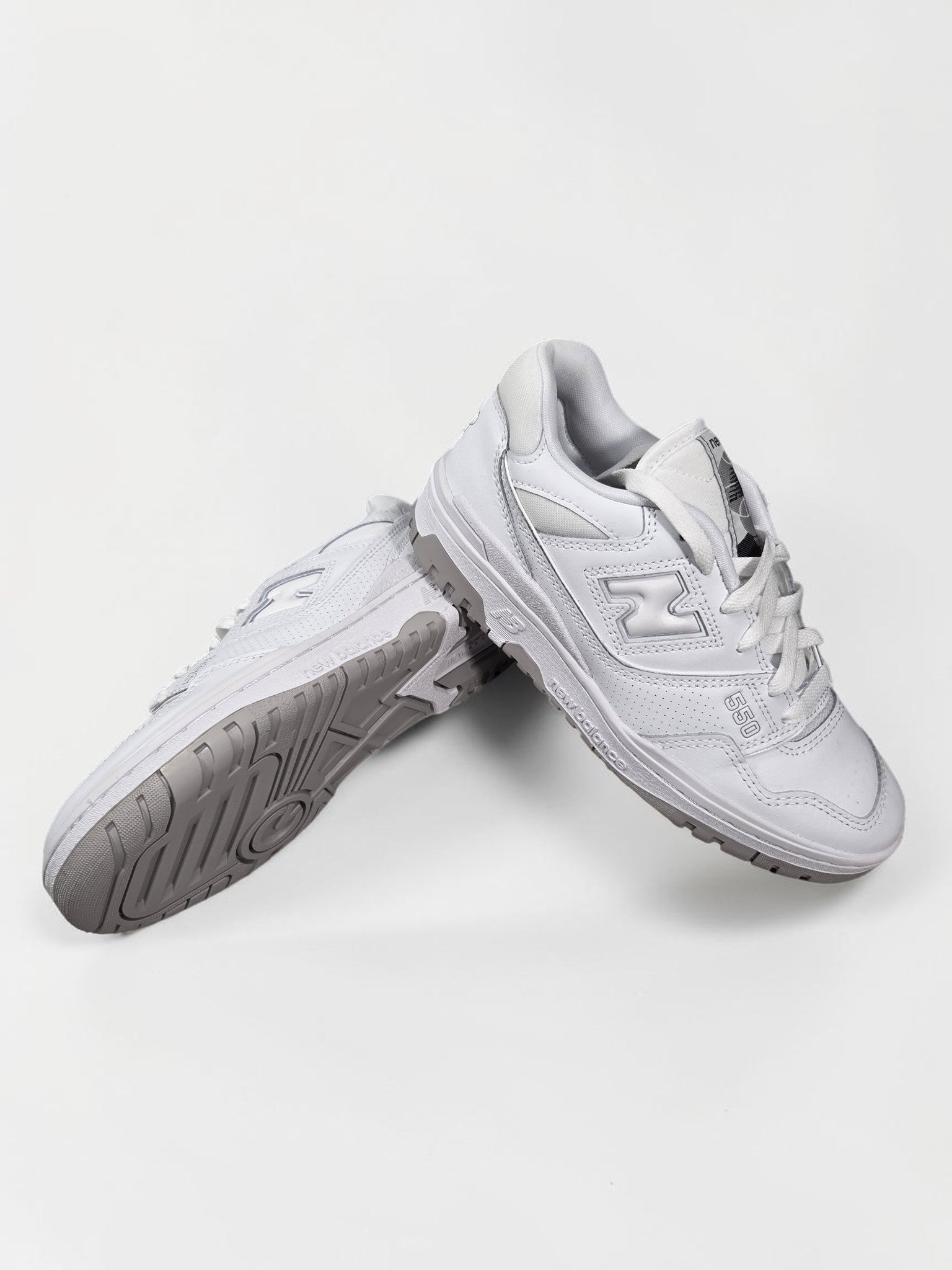 New Balance BB 550 blanche blanc vue de profil
