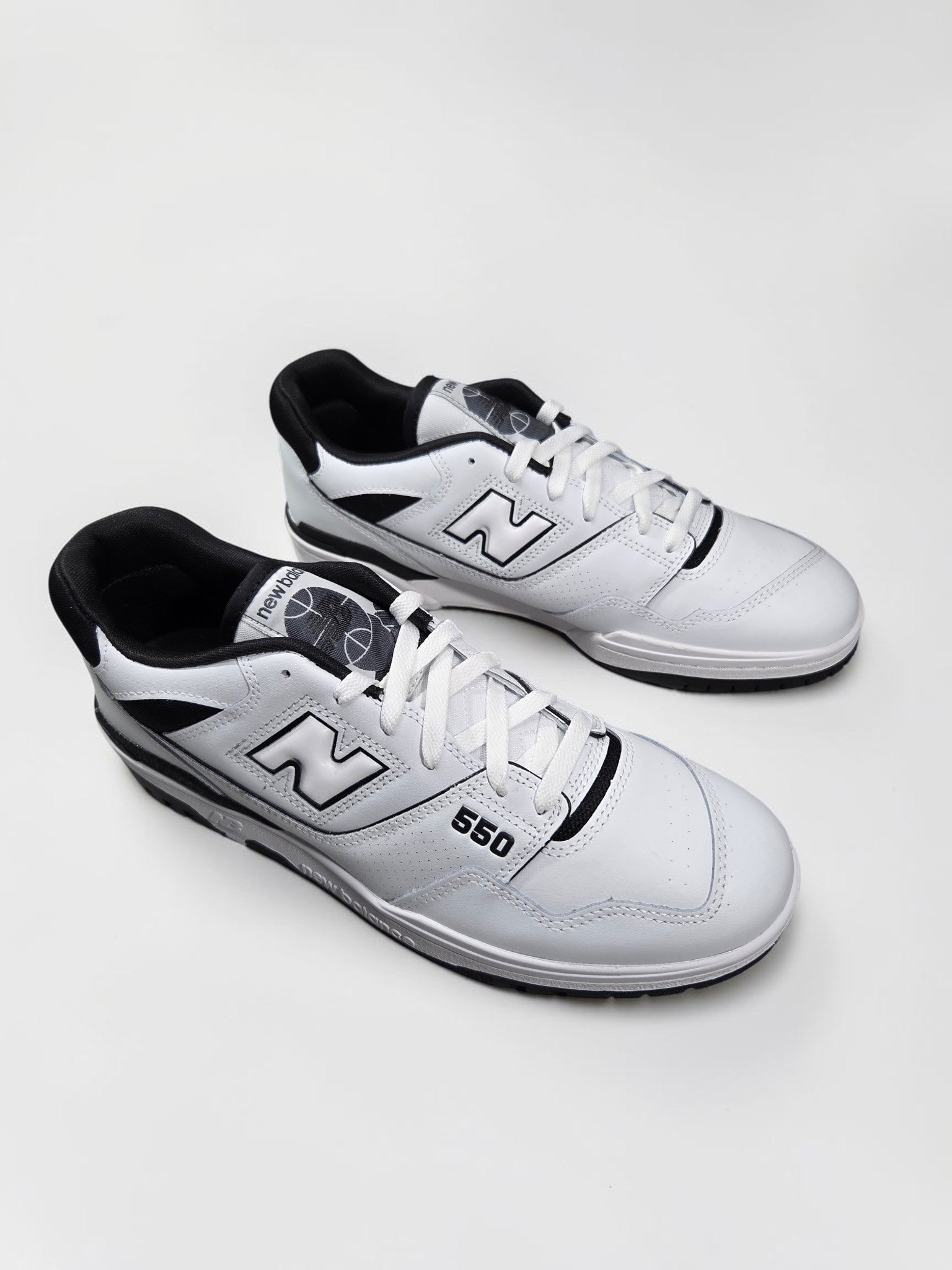 New Balance BB 550 blanche et noire blanc vue de dessus