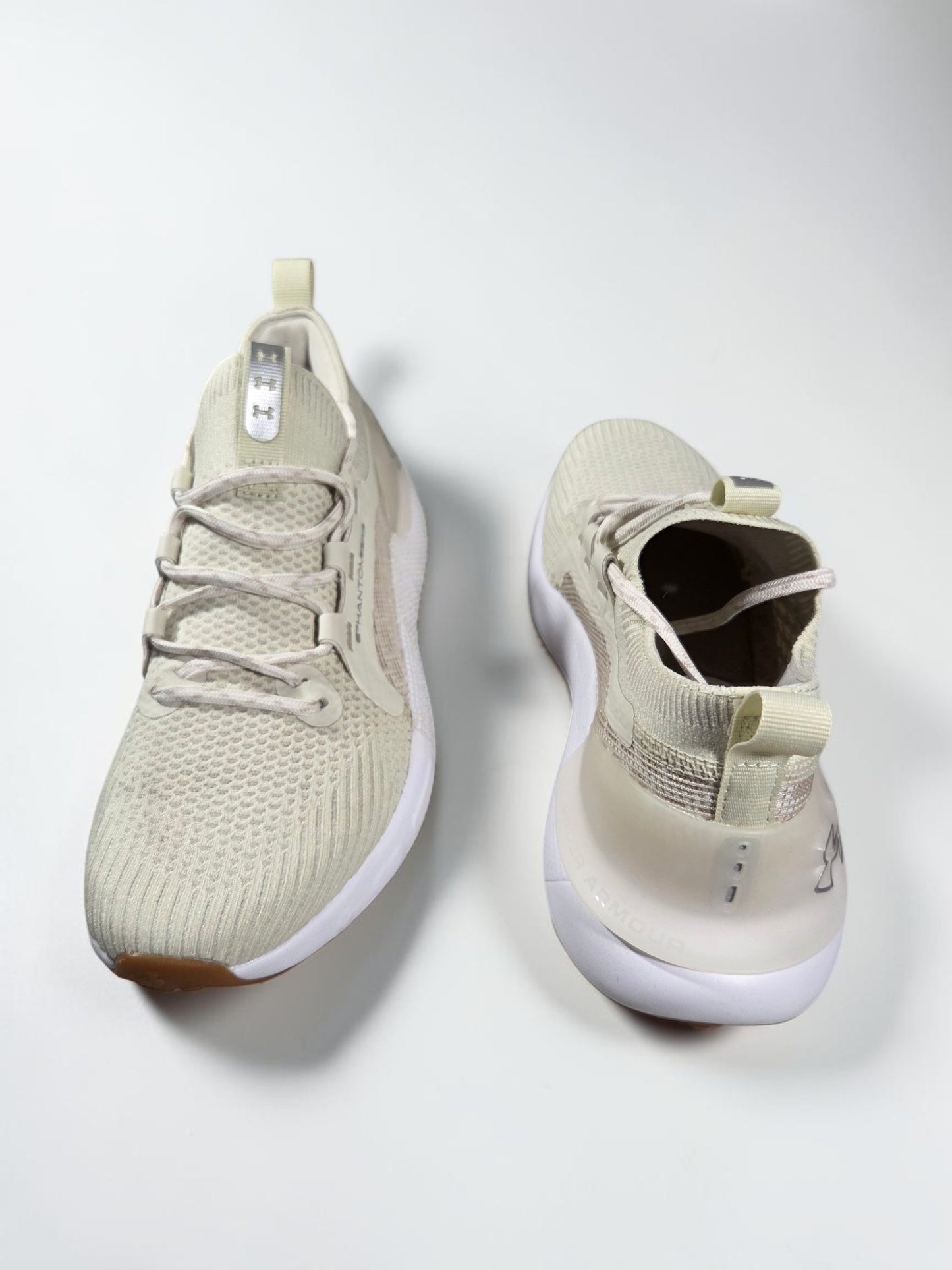 Under Armour Phantom 3 beige détail logo