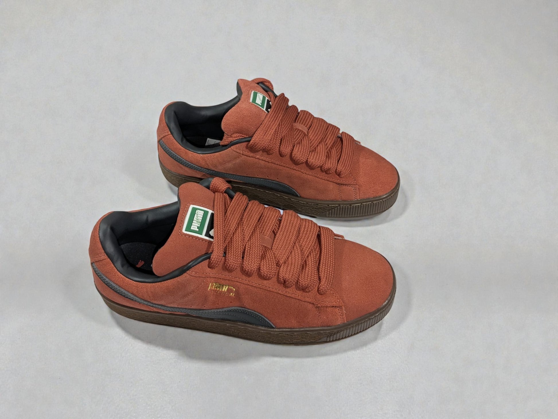 Puma Suede XL noir vue de dessus