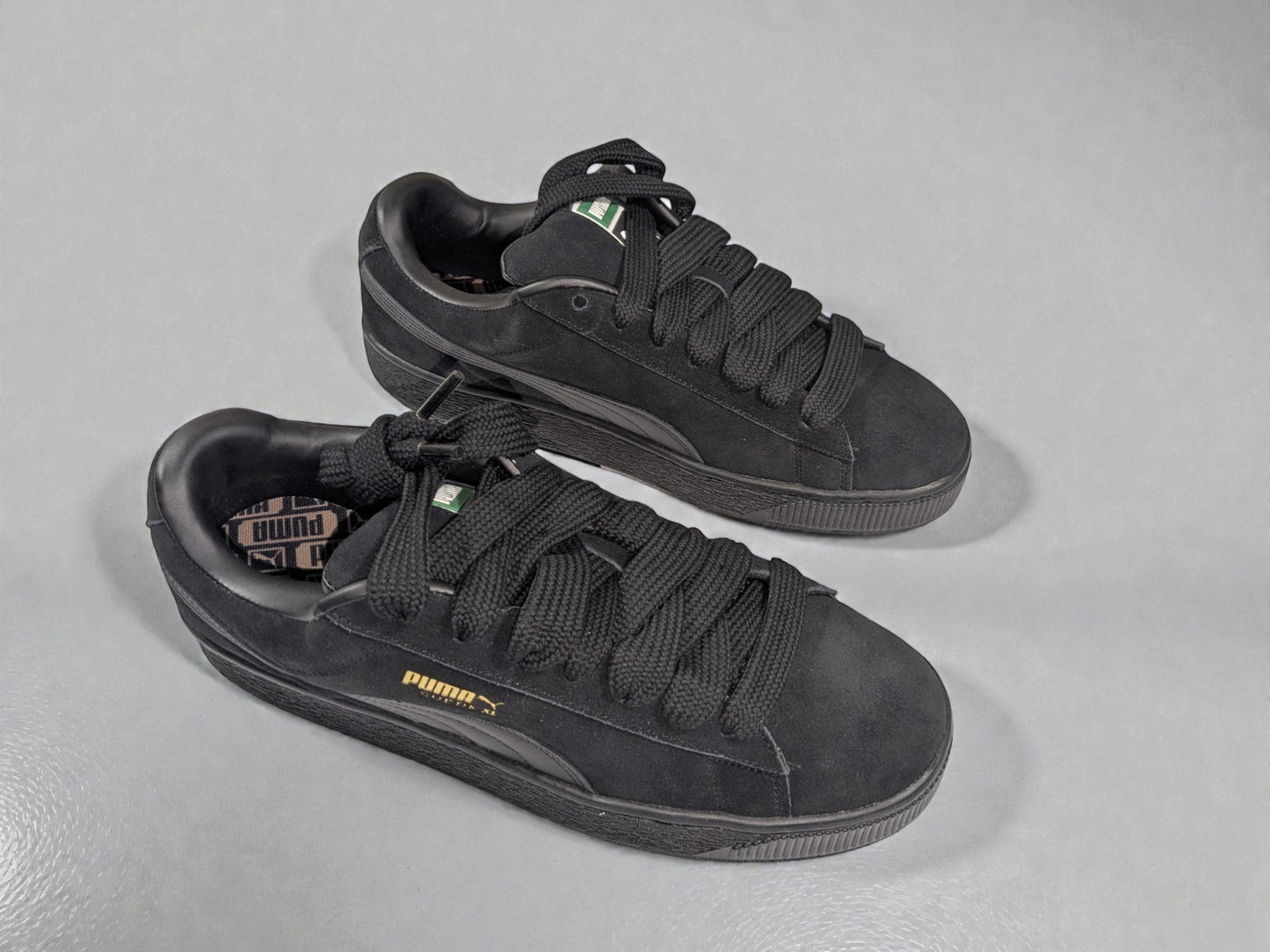 Puma Suede XL noir vue de dessus