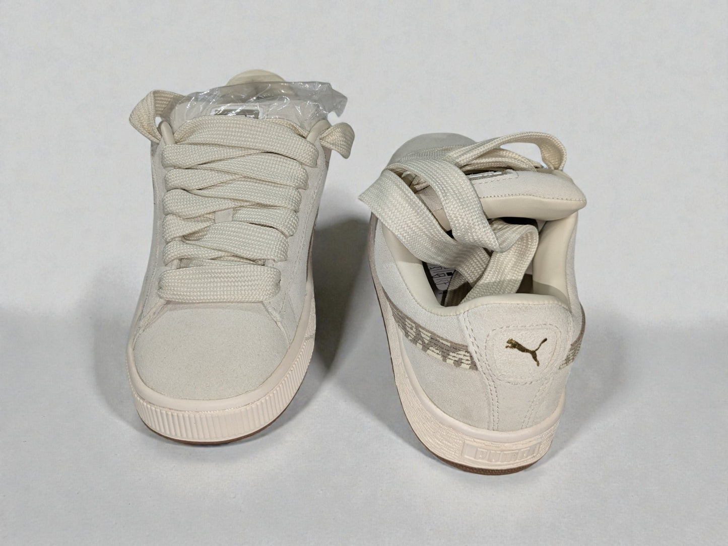 Puma Suede XL beige détail logo
