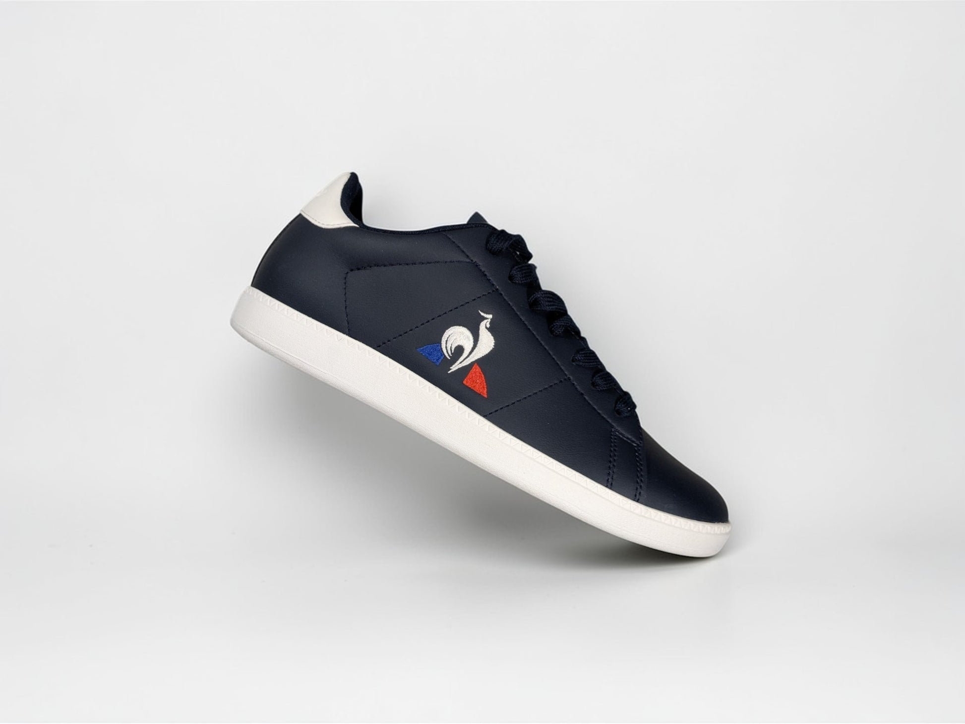 Le Coq Sportif Courtset 2 blanc vue trois quarts