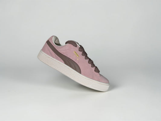 Puma Suede XL rose vue trois quarts